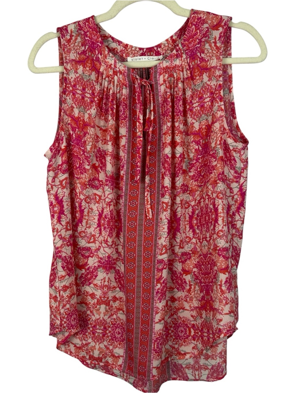 Violet + Claire Pink Coral Floral Print Sleeveless Keyhole Tie Neck Blouse M